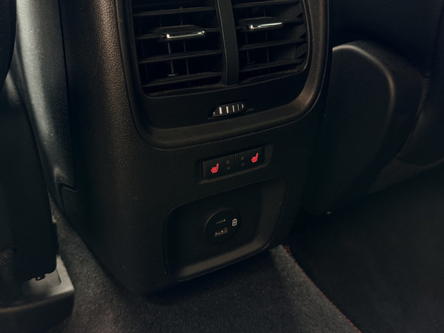 Ford Kuga 2.5 PHEV ST-Line | Carplay | Stoel/ Stuur verwarming | DAB | Cruise control