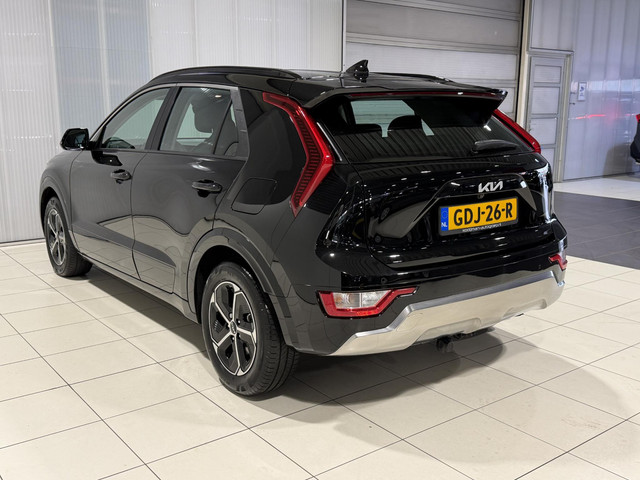 Foto 10 van Kia Niro 1.6 GDi Hybrid DynamicLine Trekhaak, Apple Carplay/Android Auto, Navigatie, Camera.