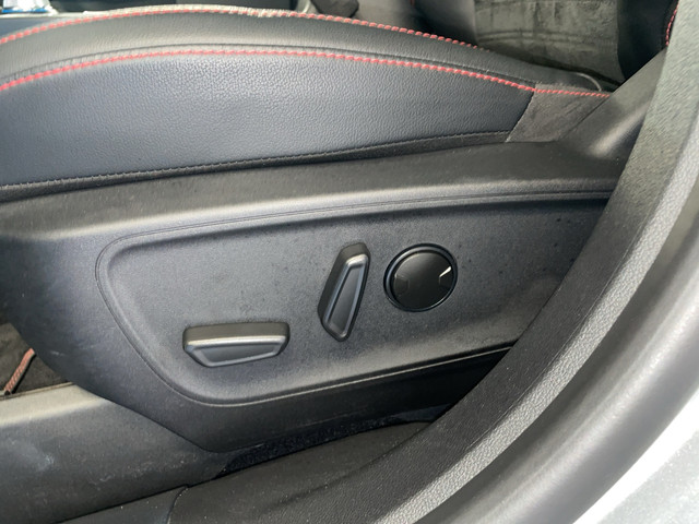 Foto 9 van Ford Kuga 2.5 PHEV ST-Line X Pano | Winter pack | SOH 88% | Carplay | Leder/Alcantara