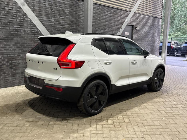 Foto 5 van Volvo XC40 B3 Plus Black Edition | Harman/Kardon | BLIS | 360° Camera | Pilot Assist | Stoel+Stuurve