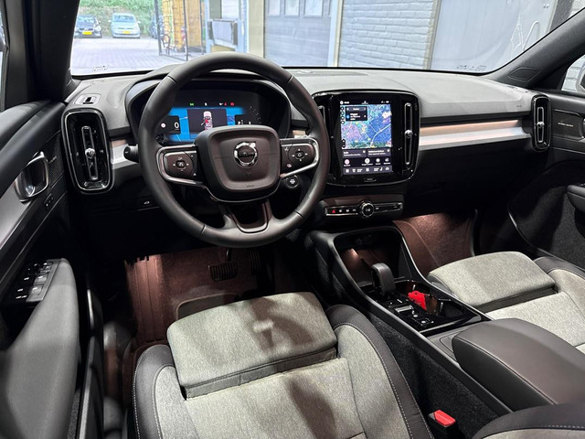 Volvo XC40 B3 Plus Black Edition | Harman/Kardon | BLIS | 360° Camera | Pilot Assist | Stoel+Stuurve