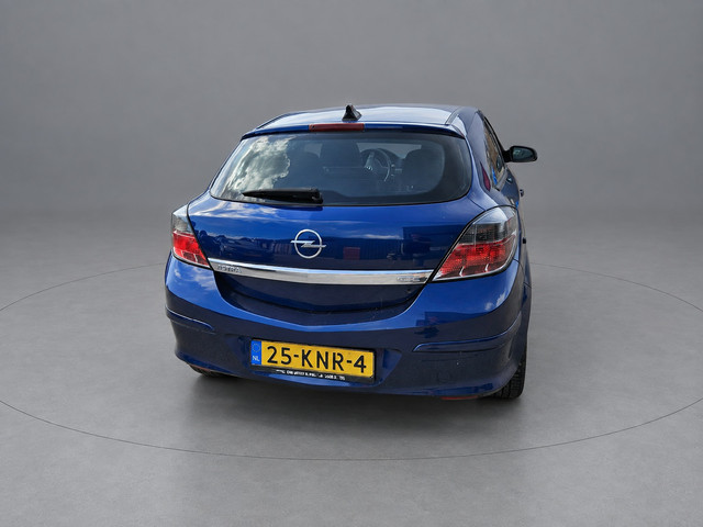 Foto 6 van Opel Astra GTC 1.4 Enjoy (bj 2005)