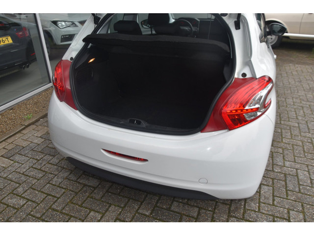Foto 6 van Peugeot 208 1.0 VTi LIKE | APPLE CARPLAY | AIRCO | CRUISE CONTROL | NAP | 103.769 KM
