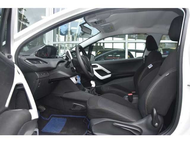 Foto 5 van Peugeot 208 1.0 VTi LIKE | APPLE CARPLAY | AIRCO | CRUISE CONTROL | NAP | 103.769 KM