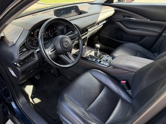 Foto 4 van Mazda CX-30 2.0 e-SkyActiv-X M Hybrid Comfort / Keyless / Trekhaak / 18"LM / Carplay / Navi / PDC +