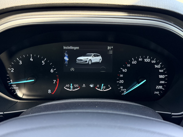 Foto 10 van Ford FOCUS Wagon 1.0 EcoBoost Connected Stoel/Stuur/Voorruit verwarming | Apple Carplay/Android Auto