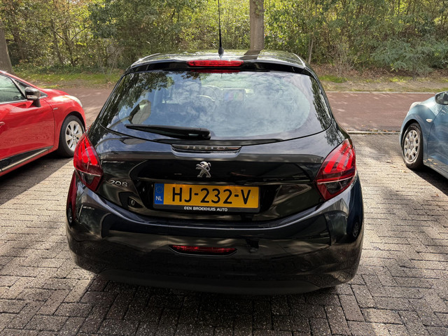 Foto 7 van Peugeot 208 1.2 110PK Allure | AUTOMAAT | 1E EIGENAAR | 3/6 OF 12MND GARANTIE | CARPLAY | CAMERA | L