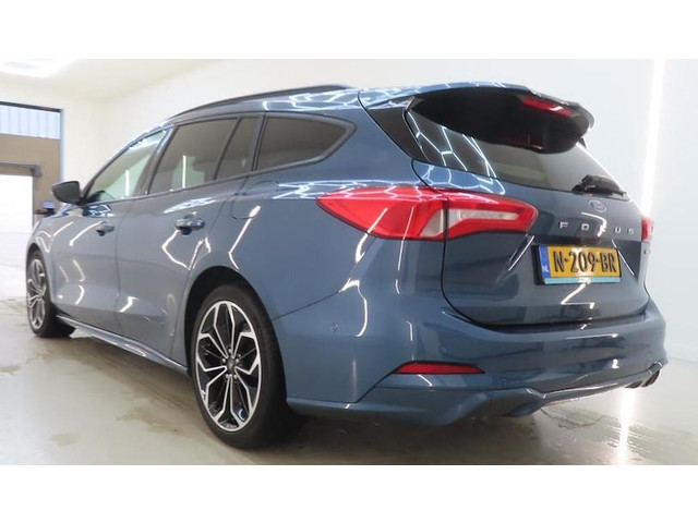 Foto 8 van Ford Focus 1.0 Eco Hybrid ST Line X Navi Camera Winter Parking Dodehoek pack Elek. Klep Wagon Dealer