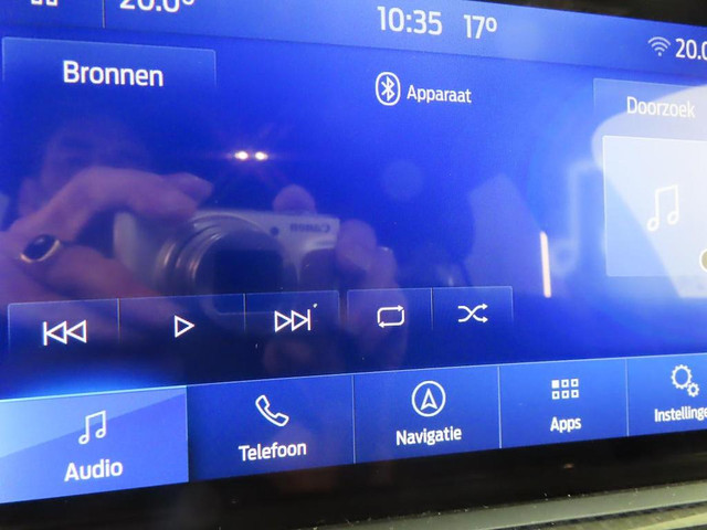 Foto 2 van Ford Focus 1.0 Eco Hybrid ST Line X Navi Camera Winter Parking Dodehoek pack Elek. Klep Wagon Dealer