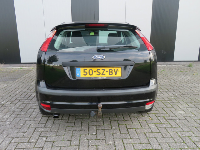 Foto 6 van Ford Focus 2.0-16V Rally Edition