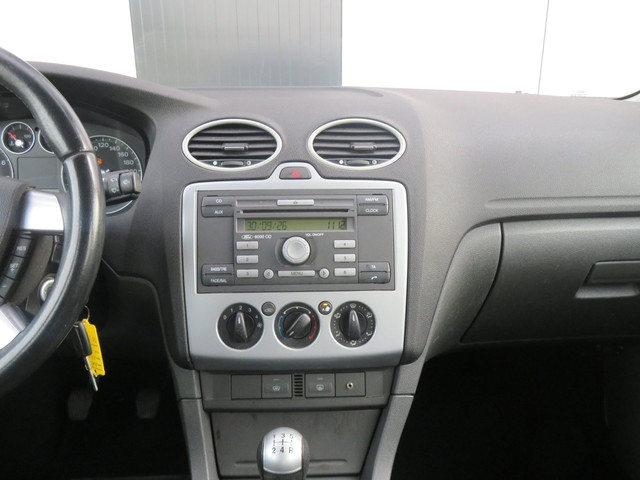 Foto 3 van Ford Focus 2.0-16V Rally Edition