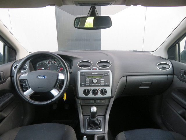 Foto 2 van Ford Focus 2.0-16V Rally Edition