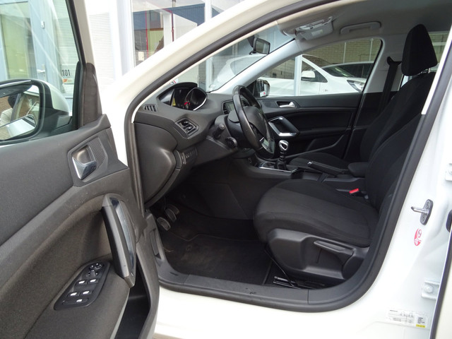 Foto 6 van Peugeot 308 1.6 BlueHDi Blue Lease