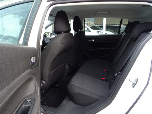 Foto 5 van Peugeot 308 1.6 BlueHDi Blue Lease