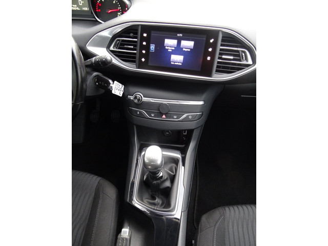 Foto 3 van Peugeot 308 1.6 BlueHDi Blue Lease