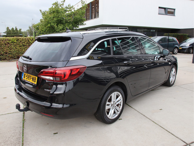 Foto 5 van Opel Astra Sports Tourer 1.4 Business Executive Stuur-Stoel verwarming, trekhaak, Carplay Aanbieding