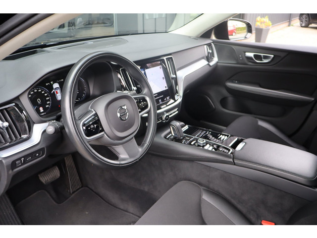 Foto 9 van Volvo V60 2.0 T6 Recharge AWD R Design Exp|Plugin|LED|Navi|Panodak|Harman Kardon|360 Camera|Head Up|