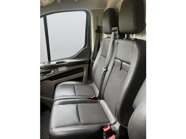 Foto 2 van Ford Transit Custom 320 2.0 TDCI L2H1 Sport Camera, Cruise, Carplay, LED, Leder, Stoelverwarming, Au
