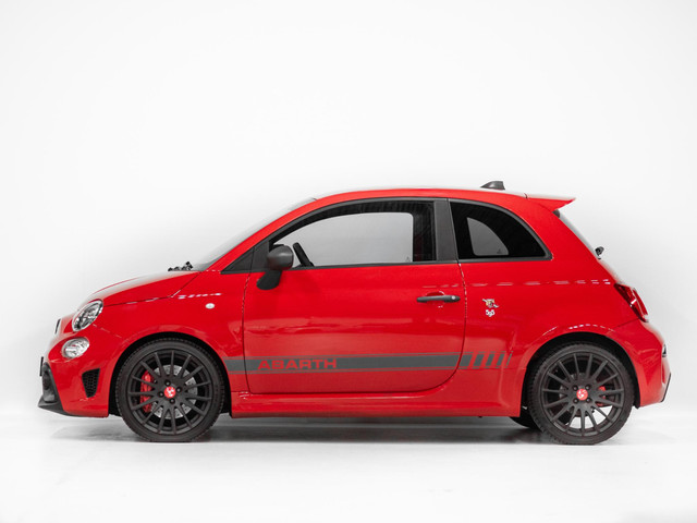 Foto 5 van Fiat 500 1.4 T-Jet Abarth Competizione 70th Anniversary Carplay Leer