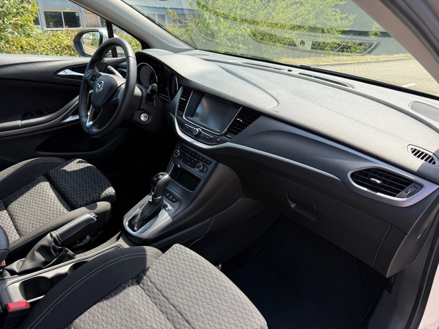 Foto 8 van Opel Astra 1.4 Turbo 120 Jaar Edition_AUTOMAAT_AIRCO_NETTE AUTO