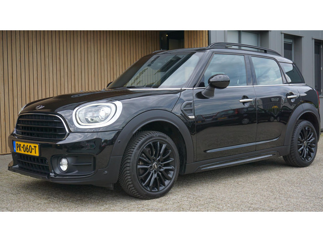 Foto 8 van MINI Countryman 1.5 136pk Cooper *Black Optik* Pano.Dak Leder H&K 17inch LM LED Navi *NL auto*
