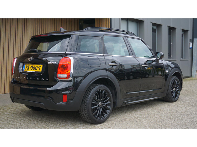 Foto 7 van MINI Countryman 1.5 136pk Cooper *Black Optik* Pano.Dak Leder H&K 17inch LM LED Navi *NL auto*