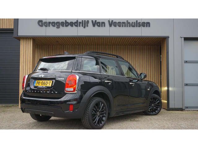 Foto 6 van MINI Countryman 1.5 136pk Cooper *Black Optik* Pano.Dak Leder H&K 17inch LM LED Navi *NL auto*