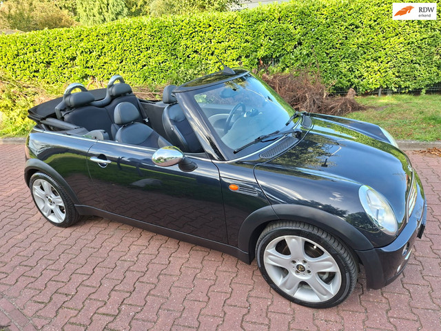Foto 10 van Mini Cabrio 1.6 Cooper Cabrio lage KM AIRCO NWE APK!