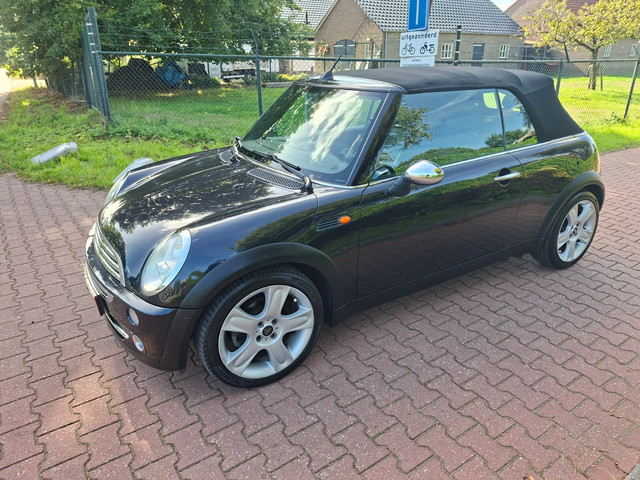 Foto 7 van Mini Cabrio 1.6 Cooper Cabrio lage KM AIRCO NWE APK!