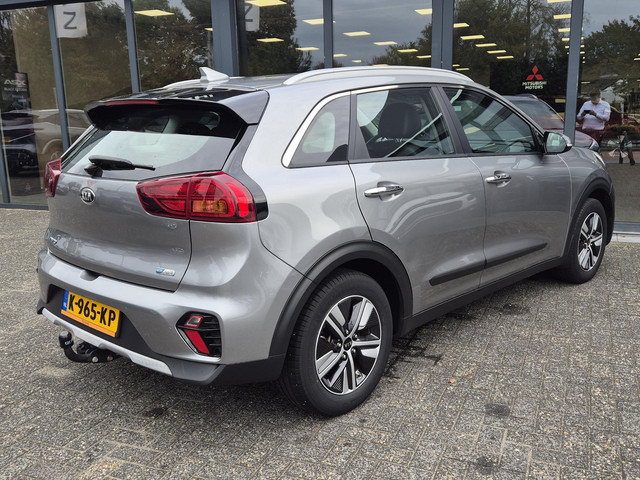 Foto 10 van Kia Niro 1.6 GDi Hybrid DynamicLine | Automaat | Trekhaak | Navigatie | Camera |