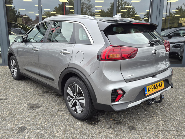 Foto 5 van Kia Niro 1.6 GDi Hybrid DynamicLine | Automaat | Trekhaak | Navigatie | Camera |