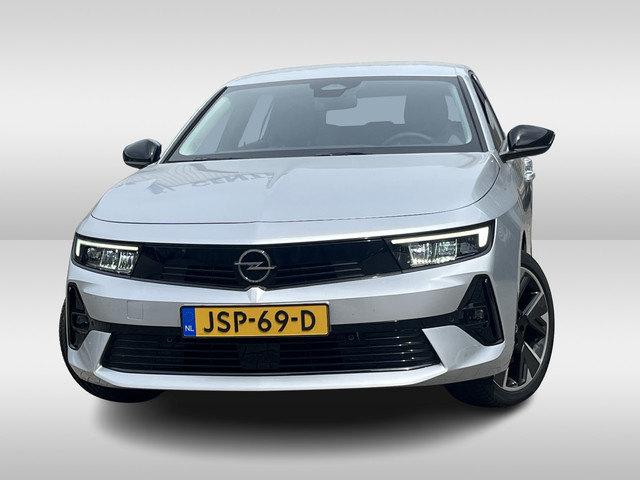 Foto 8 van Opel Astra Electric 54 kWh Edition Ruime Electrische station