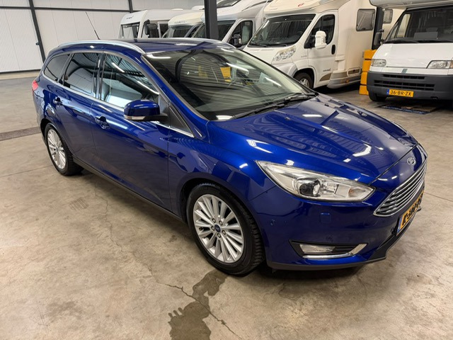 Foto 2 van Ford Focus Wagon 1.6 EcoBoost Trend Sport