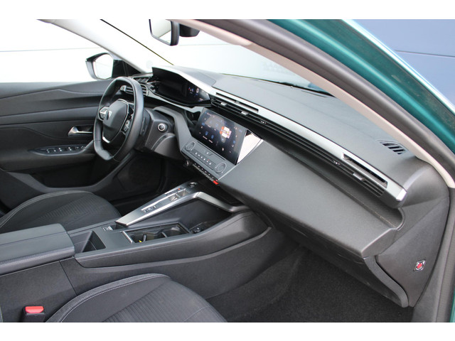 Foto 9 van Peugeot 308 SW 1.2 PureTech 130pk Active Pack Automaat Airco Navi Carplay Zeer mooi