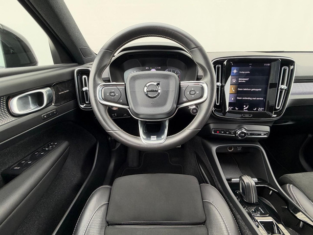 Volvo XC40 T5 AWD | R-Design | Panoramadak | Trekhaak | Nieuwstaat! DK1309