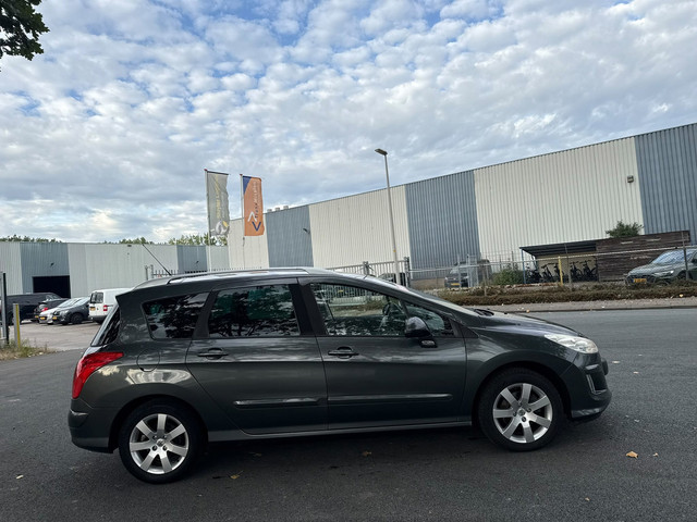 Foto 5 van Peugeot 308 SW 1.6 VTi XT LEUKE AUTO RIJDT EN SCHAKELT GOED