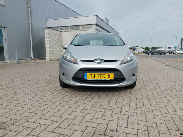 Foto 2 van Ford Fiesta 1.25 Ghia