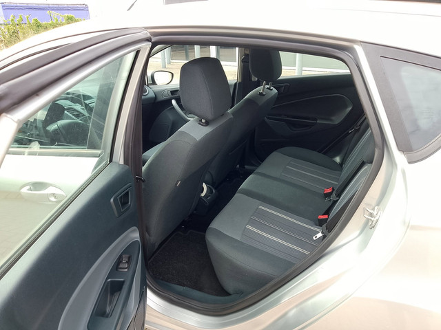 Foto 7 van Ford Fiesta 1.25 Ghia