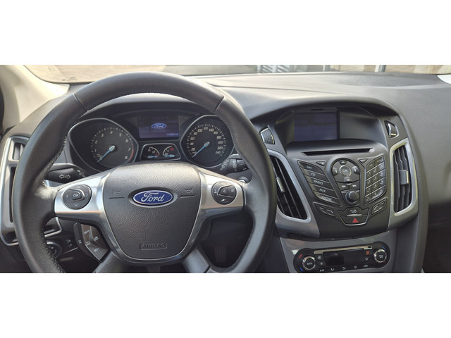 Foto 7 van Ford Focus 1.0 EcoBoost Titanium