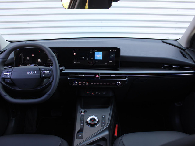 Foto 2 van Kia Niro 1.6 GDi Hybrid DynamicPlusLine | Stuur-/stoelverwarming | Schuifdak | Elek. stoelverstellin