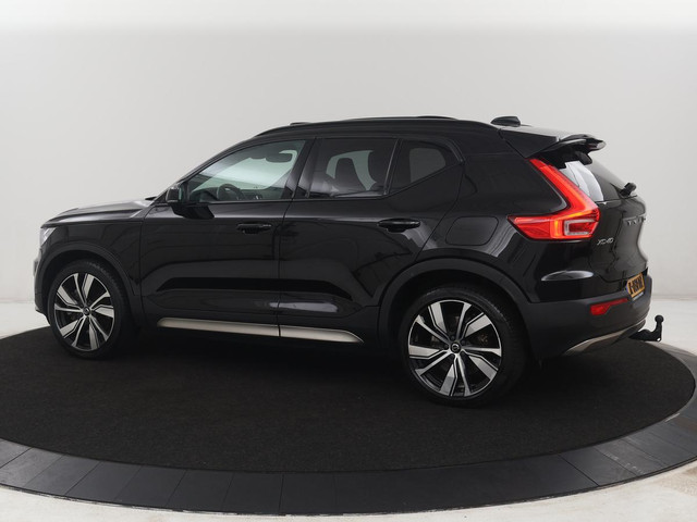 Foto 10 van Volvo XC40 Recharge P8 AWD R-Design | SOH 92.0% | Leder | Panoramadak | 360 camera | Harman/Kardon |