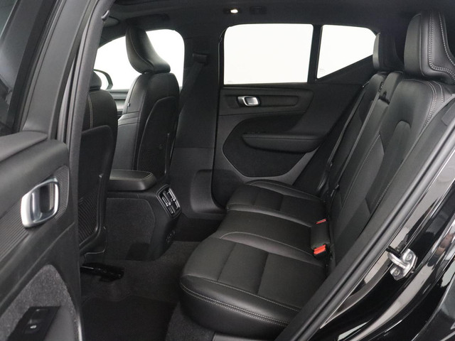 Foto 5 van Volvo XC40 Recharge P8 AWD R-Design | SOH 92.0% | Leder | Panoramadak | 360 camera | Harman/Kardon |