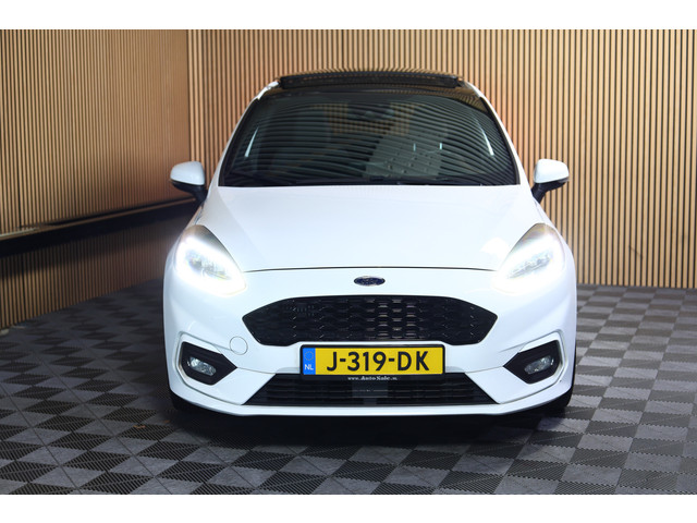 Foto 8 van Ford Fiesta 1.0 EcoBoost Titanium ST LINE SUPERSTAAT !