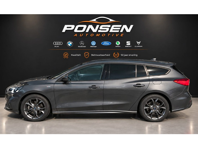 Foto 3 van Ford Focus Wagon 1.0 EcoBoost Titanium Business st line automaat