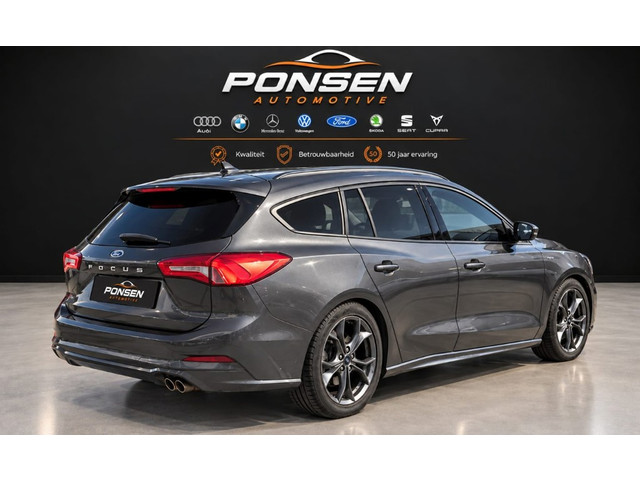 Foto 5 van Ford Focus Wagon 1.0 EcoBoost Titanium Business st line automaat