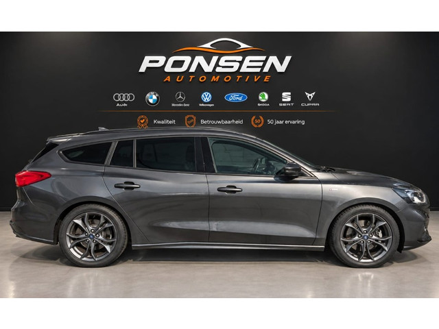 Foto 8 van Ford Focus Wagon 1.0 EcoBoost Titanium Business st line automaat