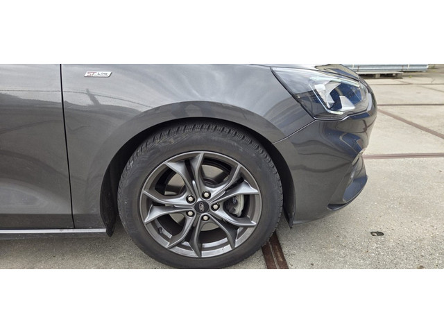 Ford Focus Wagon 1.0 EcoBoost Titanium Business st line automaat