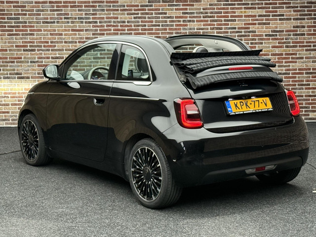 Foto 9 van Fiat 500 C RED 42 kWh Cabrio Elektrisch