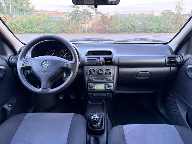 Foto 6 van Opel Corsa 1.2i-16V Onyx