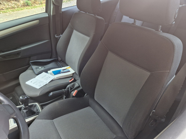 Foto 9 van Opel Astra Wagon 1.6 ZEER nette staat, 2 eig., apk 5-2027, 2009